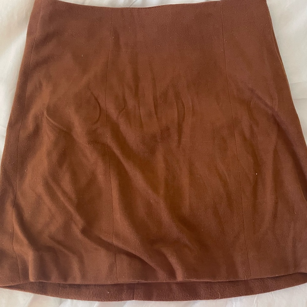 Forever 21 suede skirt size small